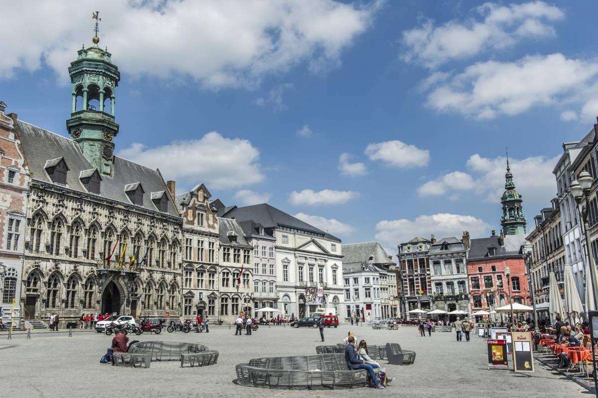 Luxury Penthouse & Terrace - Mons City Center 외부 사진